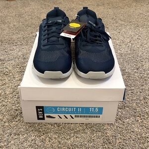 Hylete Circuit II Athletic Shoes - Navy and White